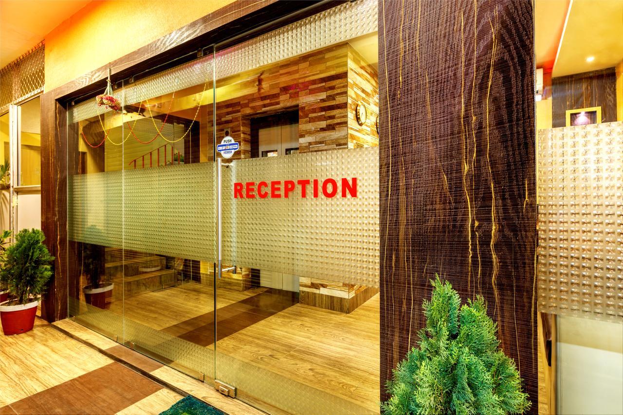 The Silverline Hotel Калькутта Экстерьер фото