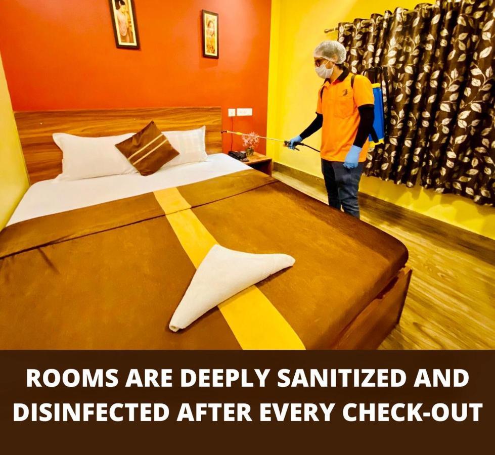 The Silverline Hotel Калькутта Экстерьер фото